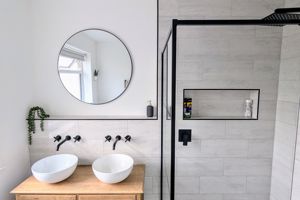 Photo 18- click for photo gallery